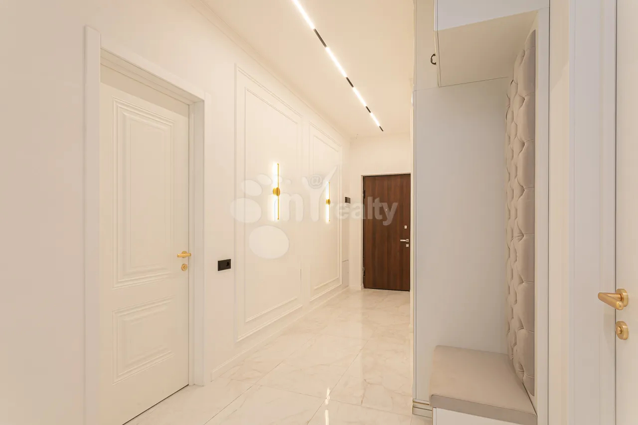 2 bedroom apartment for rent خیابان آرشاکونیاک, مرکز شهر ایروان, 160029