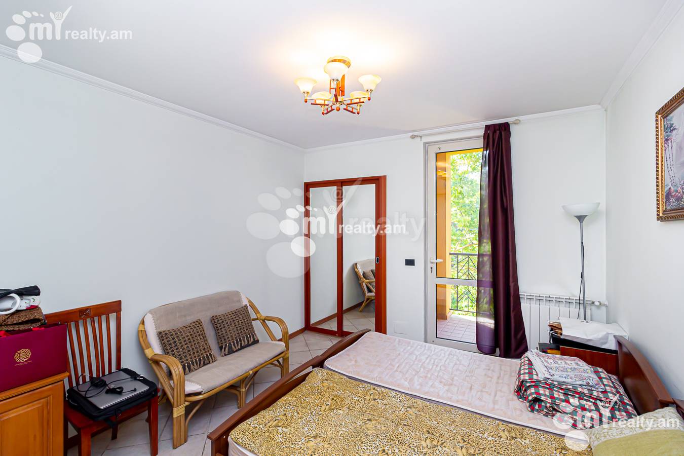 4 bedroom apartment for sale M.Khorenatsi St, Center Yerevan, 152240