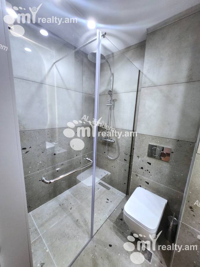 3 bedroom apartment for sale rue d'A.Manukyan, Center Yerevan, 152778