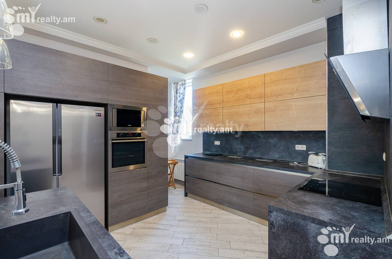 4 bedroom apartment for sale N. Zaryan St, Arabkir Yerevan, 152096