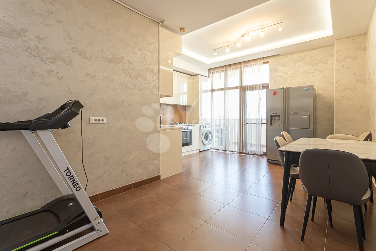 4 bedroom apartment for rent Baghramyan av(Arabkir), Arabkir Yerevan, 158372