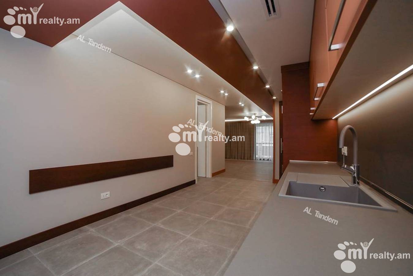 4 bedroom apartment for sale Nalbandyan St, Center Yerevan, 158316
