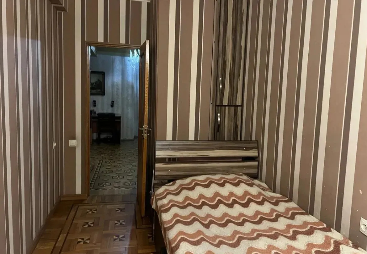 3 bedroom apartment for sale Bryusov St, Center Yerevan, 161439