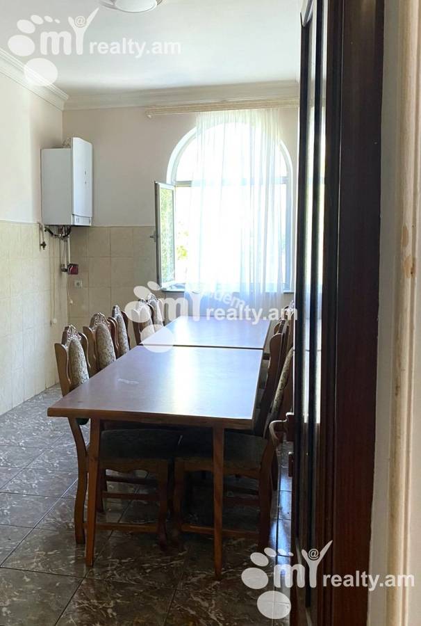 Commercial property for rent Kajaznuni St, Center Yerevan, 153884