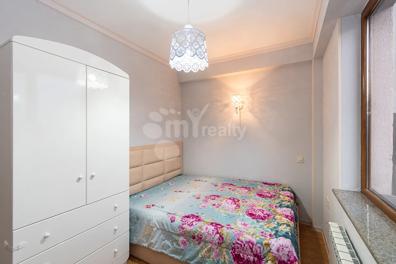 2 bedroom apartment for rent خیابان آنتارایین, مرکز شهر ایروان, 159539