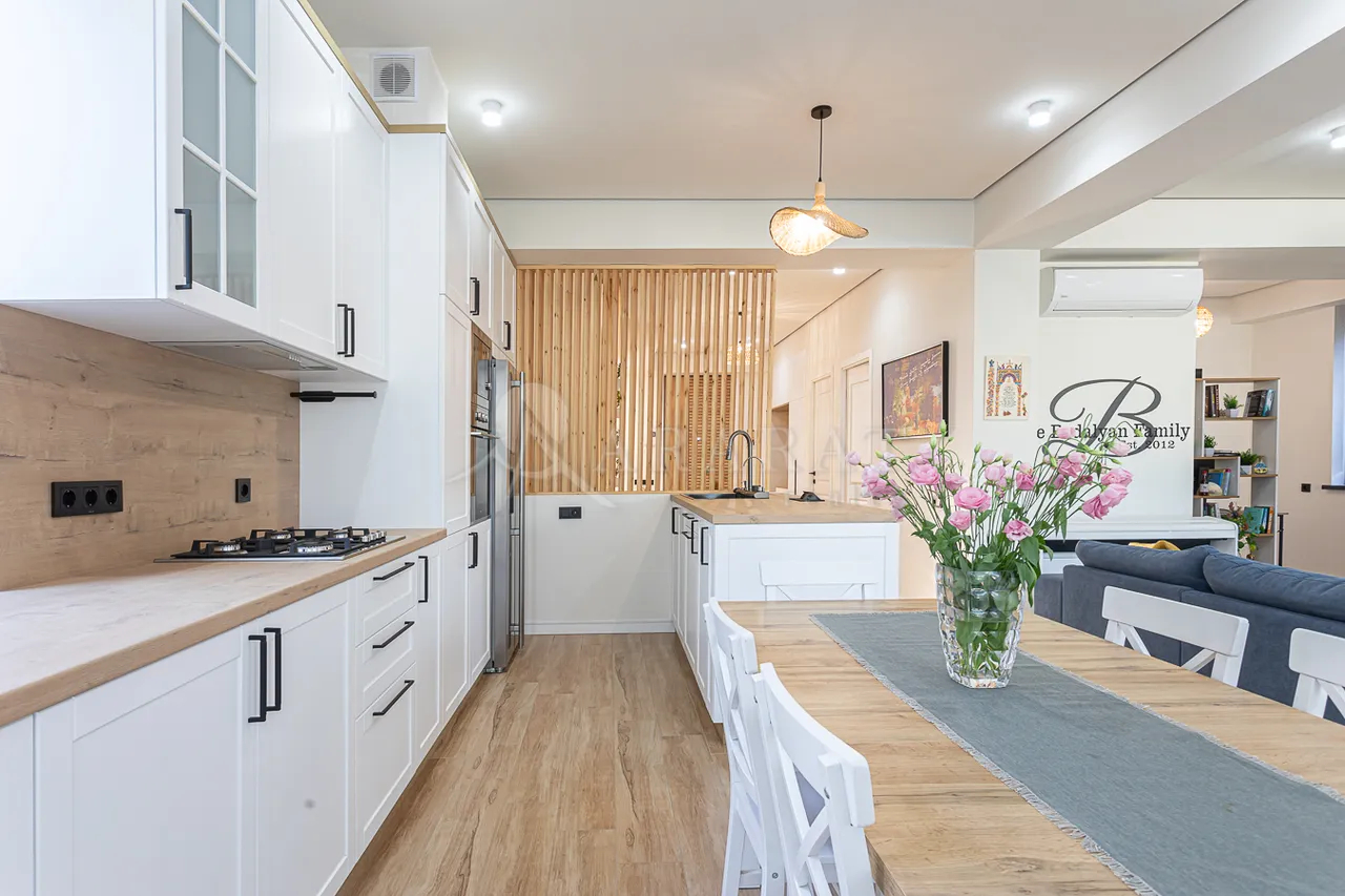 House for sale Paruyr Sevak dis., Avan Yerevan, 158078