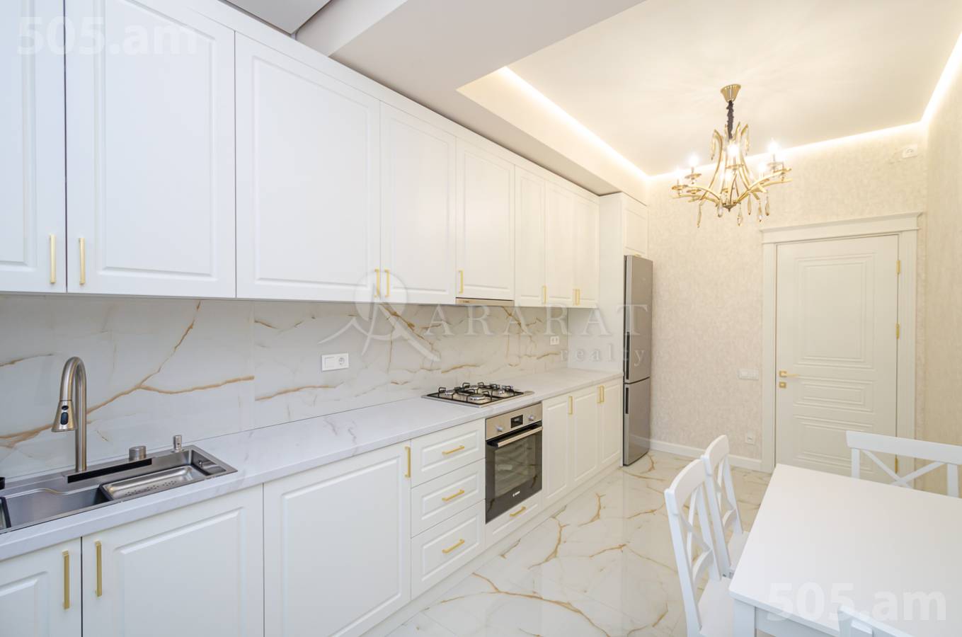 3 bedroom apartment for sale N. Tigranyan dead end, Arabkir Yerevan, 154171