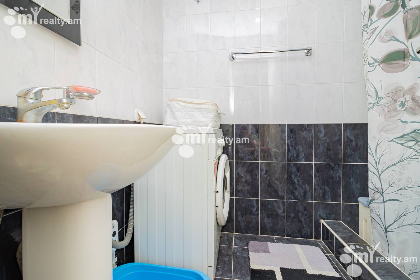 Купить 3 комнатную квартиру Баграмян пр(Арабкир), Арабкир Ереван, 152055