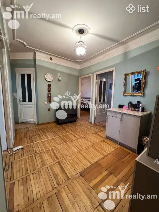 3 սենյականոց բնակարան  Սարյան փող, Կենտրոն Երևան, 158582