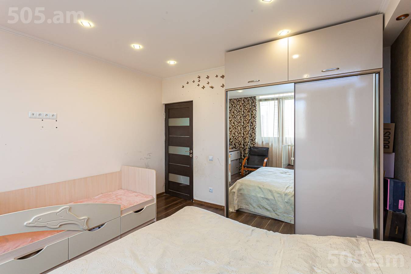 3 bedroom apartment for sale E. Qochar St, Center Yerevan, 149354