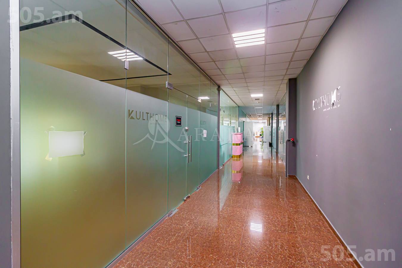 Commercial for rent خیابان آرام, مرکز شهر ایروان, 151782