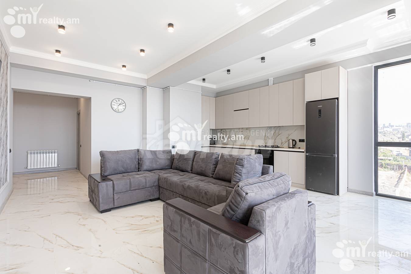 3 սենյականոց բնակարան վարձով Կ. Ուլնեցու փող., Քանաքեռ-Զեյթուն Երևան, 156632