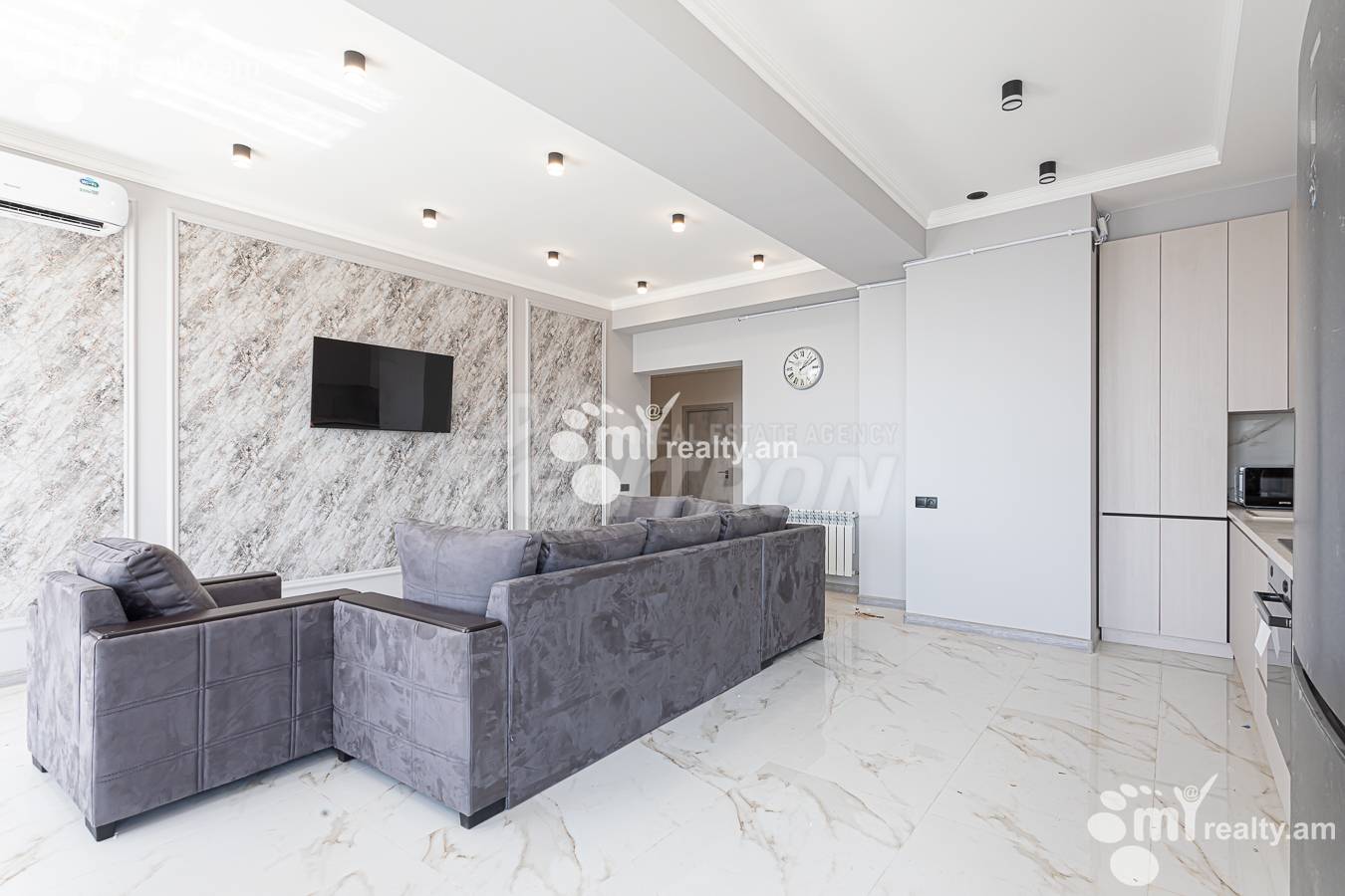 3 սենյականոց բնակարան վարձով Կ. Ուլնեցու փող., Քանաքեռ-Զեյթուն Երևան, 156632