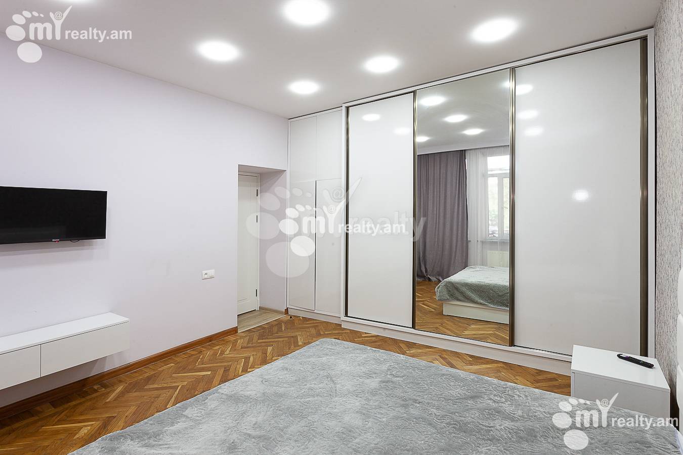 2 bedroom apartment for rent Heratsi St, Center Yerevan, 151298
