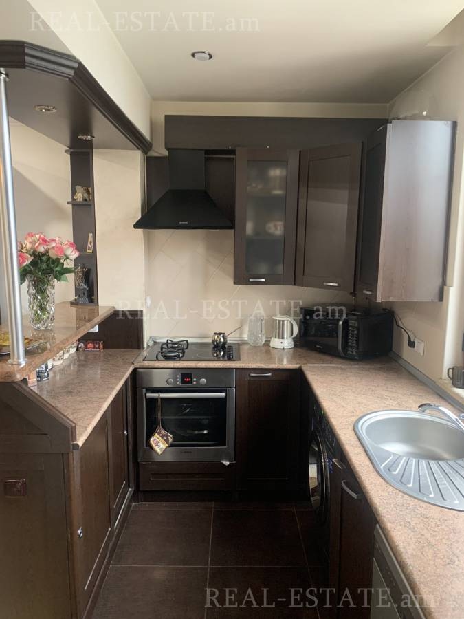 Купить 4 комнатную квартиру Гулакян ул, Арабкир Ереван, 133258