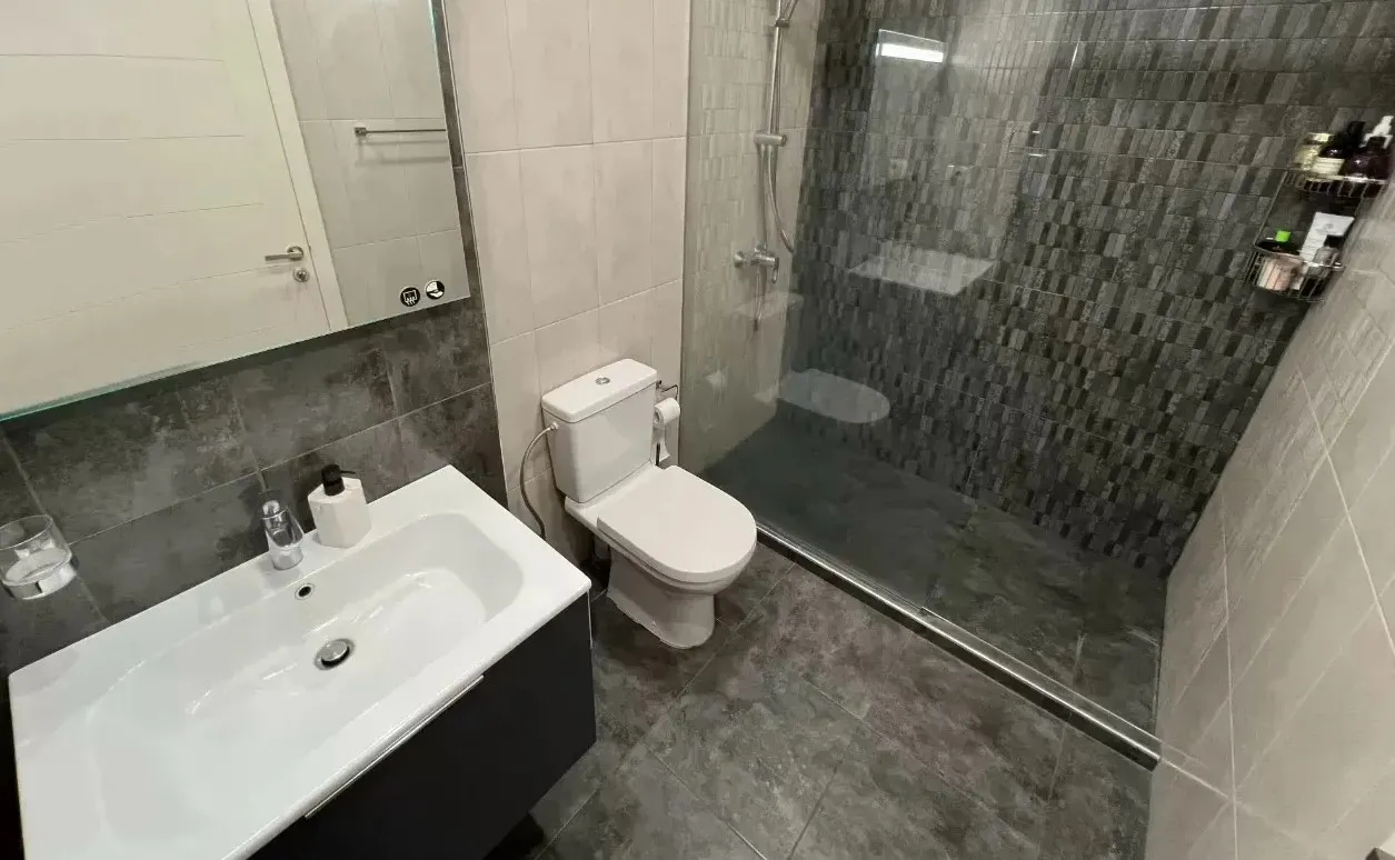 3 bedroom apartment for sale D. Demirchyan St, Center Yerevan, 161099