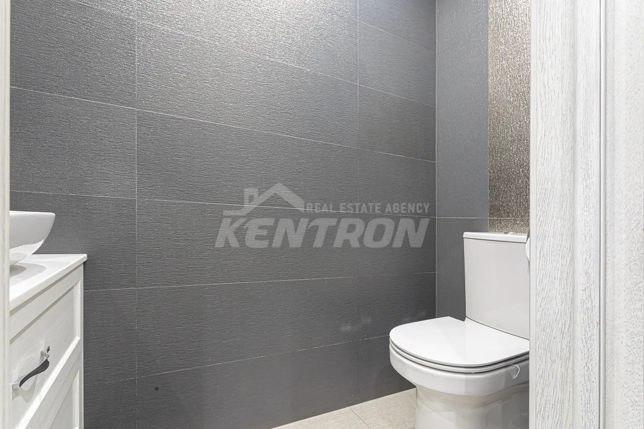 4 bedroom apartment for sale Aram St, Center Yerevan, 159223