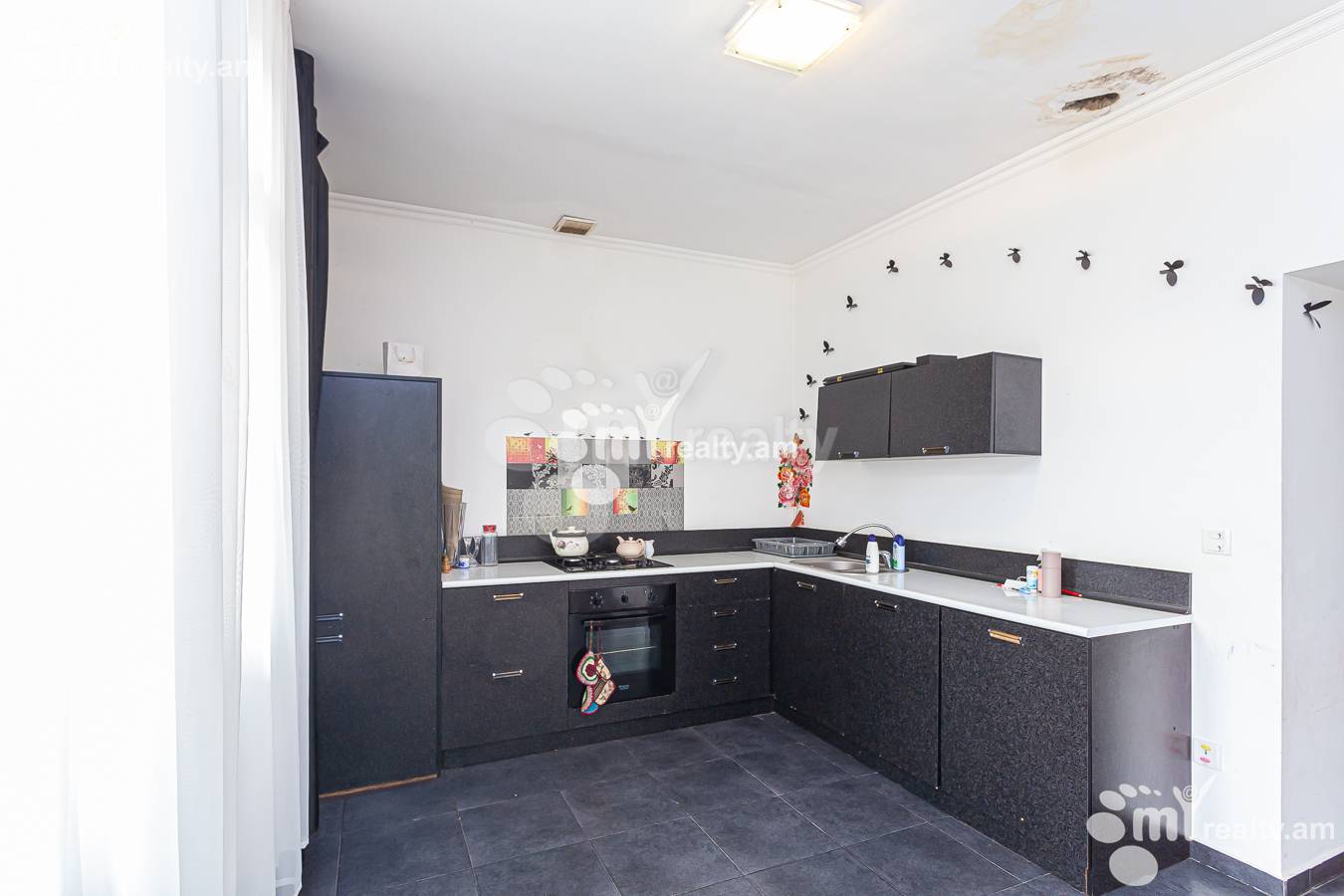 3 bedroom apartment for sale Abovyan St, Center Yerevan, 148913