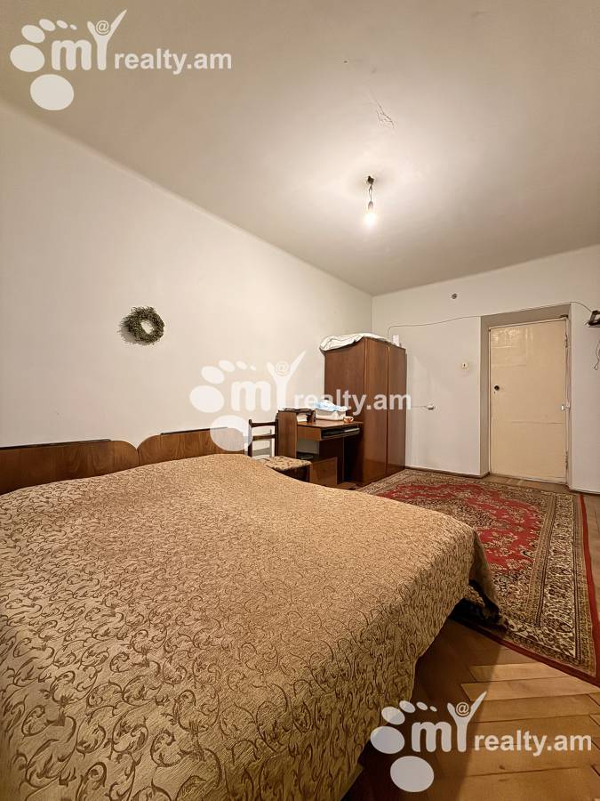 3 սենյականոց բնակարան  Ա. Խաչատրյան փող, Արաբկիր Երևան, 158414