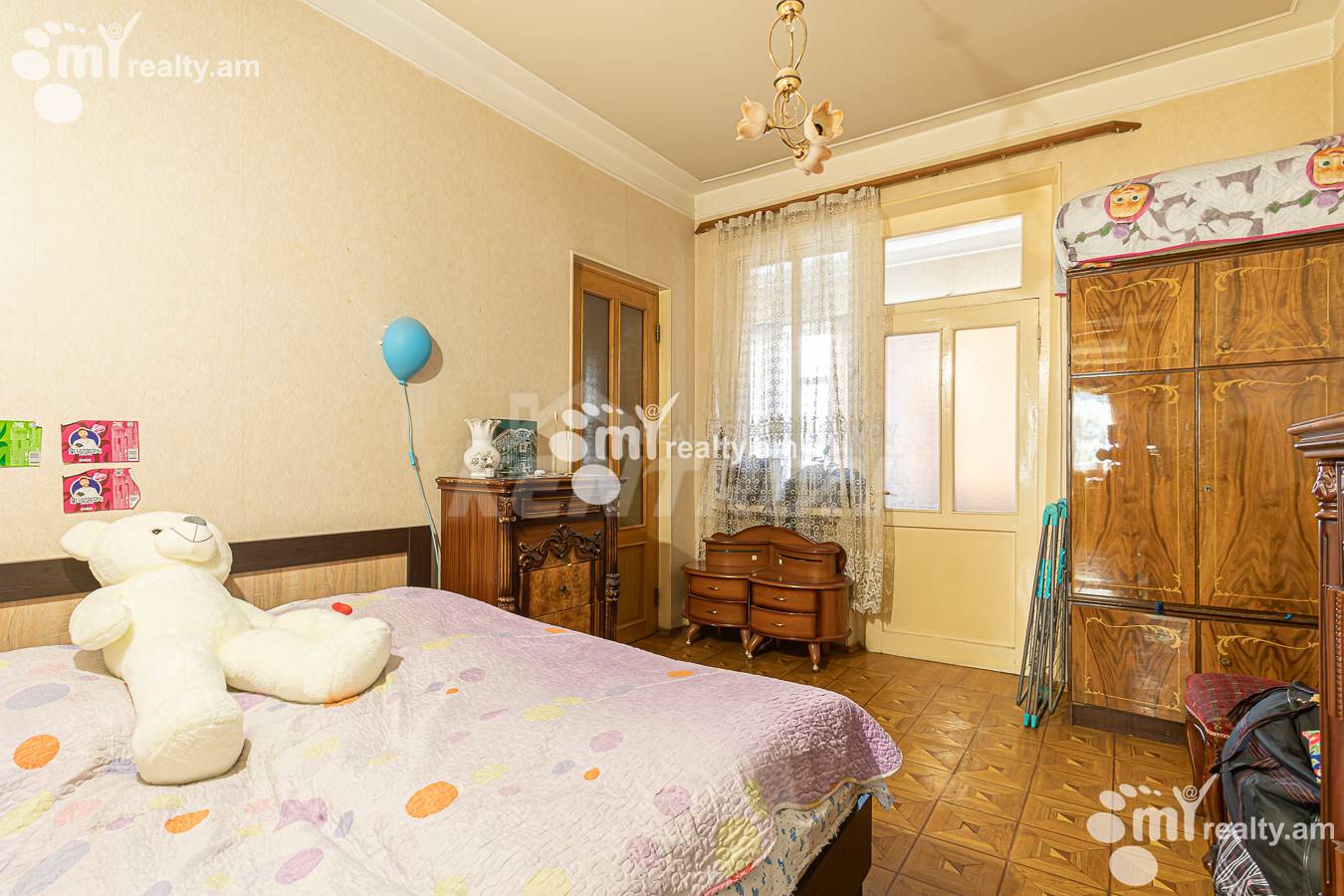 3 bedroom apartment for sale Paronyan St, Center Yerevan, 156507