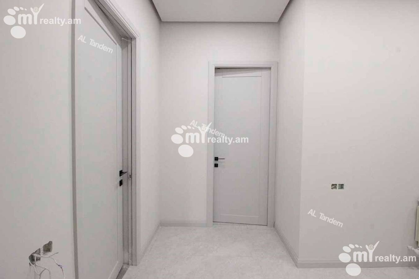 4 bedroom apartment for sale خیابان بوزند, مرکز شهر ایروان, 139830