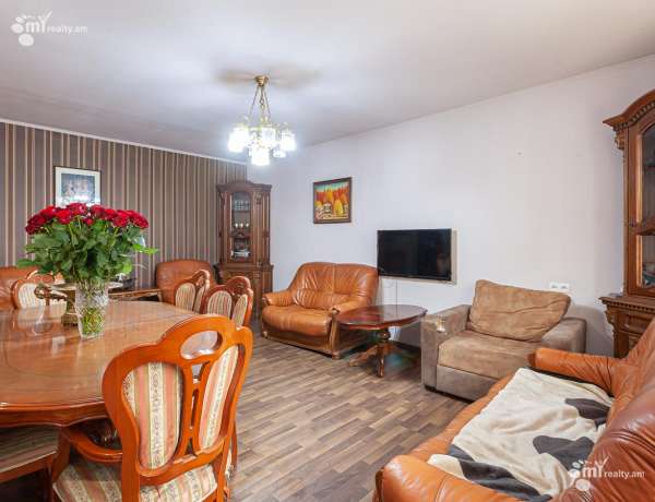 2-senyakanoc-bnakaran-vacharq-Yerevan-Center