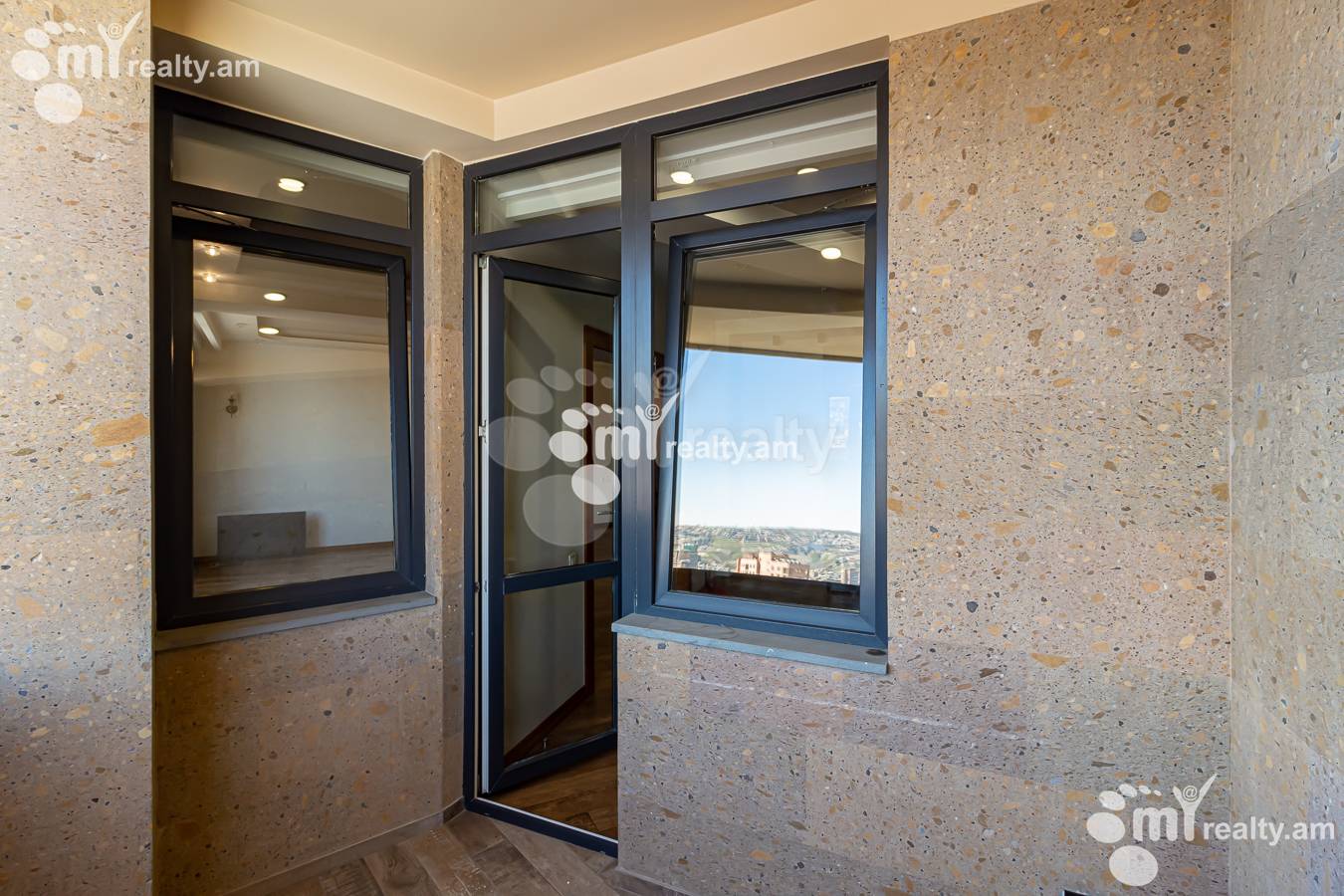 4 bedroom apartment for sale D. Demirchyan St, Center Yerevan, 147372