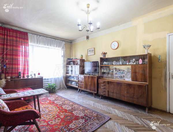 3-senyakanoc-bnakaran-vacharq-Yerevan-Center