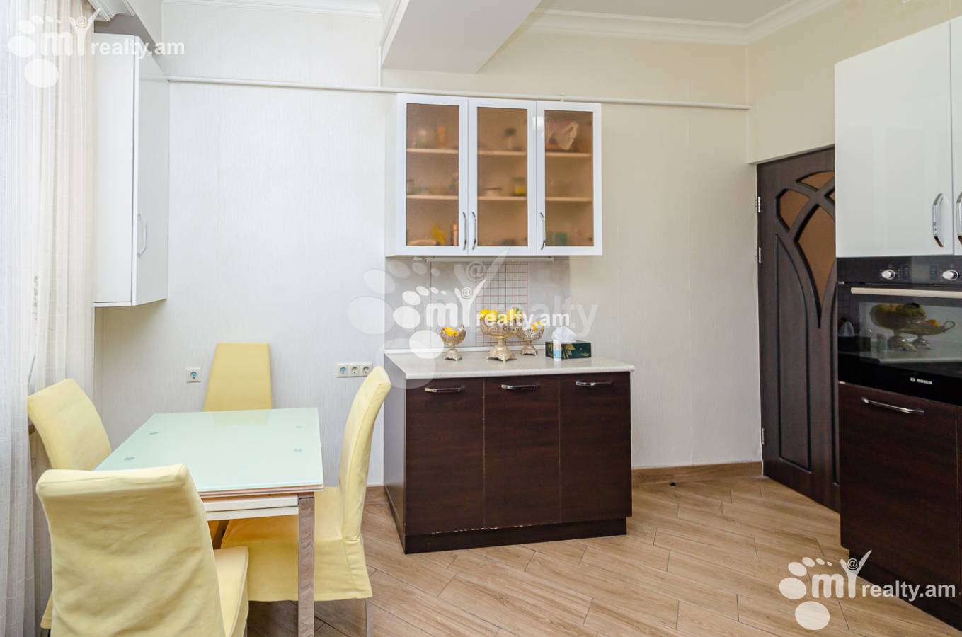 3 սենյականոց բնակարան  Կոմիտասի պող, Արաբկիր Երևան, 154211