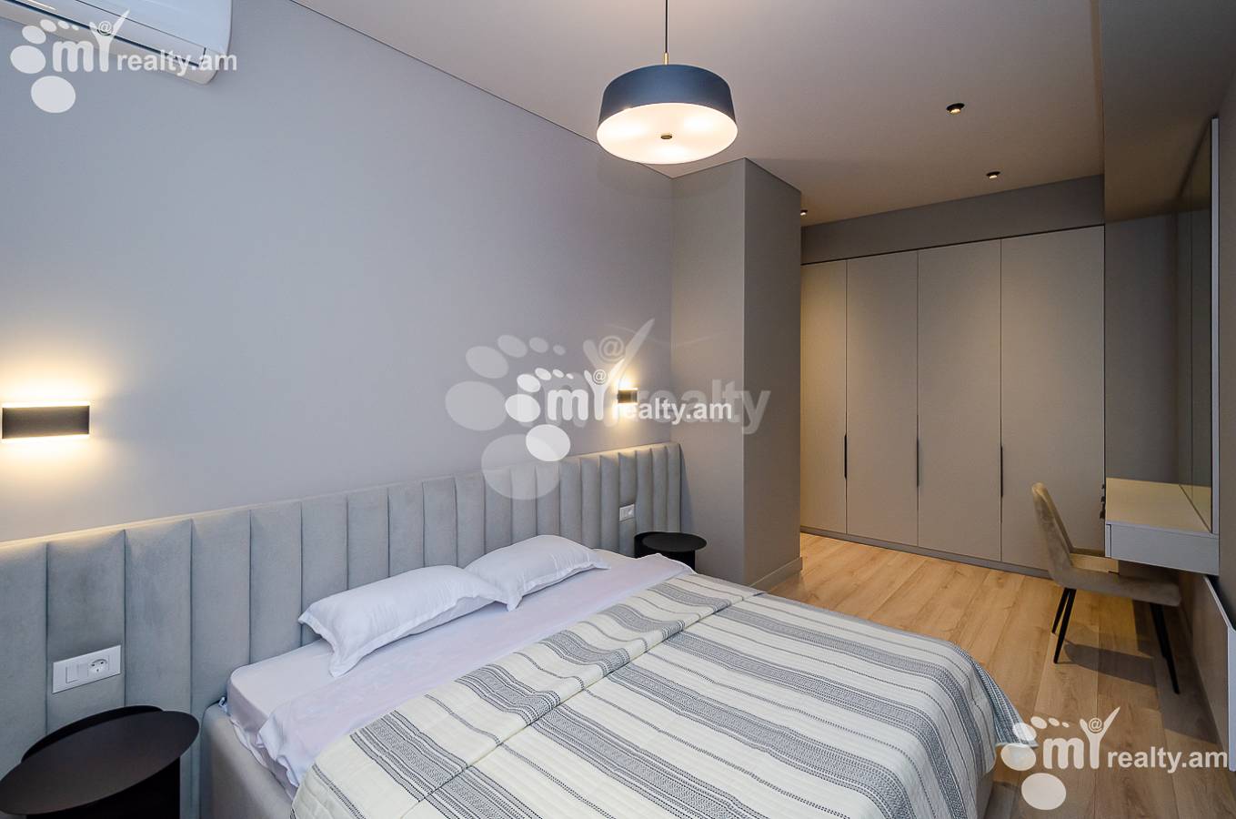 3 bedroom apartment for sale rue d'A.Manukyan, Center Yerevan, 152059