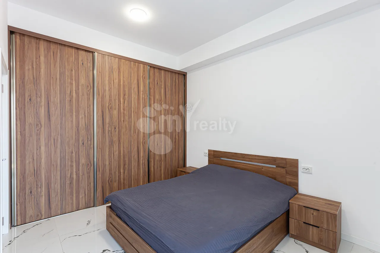 Снять 3 комнатную квартиру Антараин ул, Центр Ереван, 158106