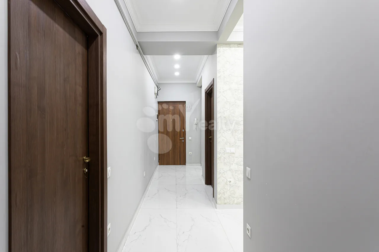 Снять 3 комнатную квартиру Г.Лусаворич ул, Центр Ереван, 159406