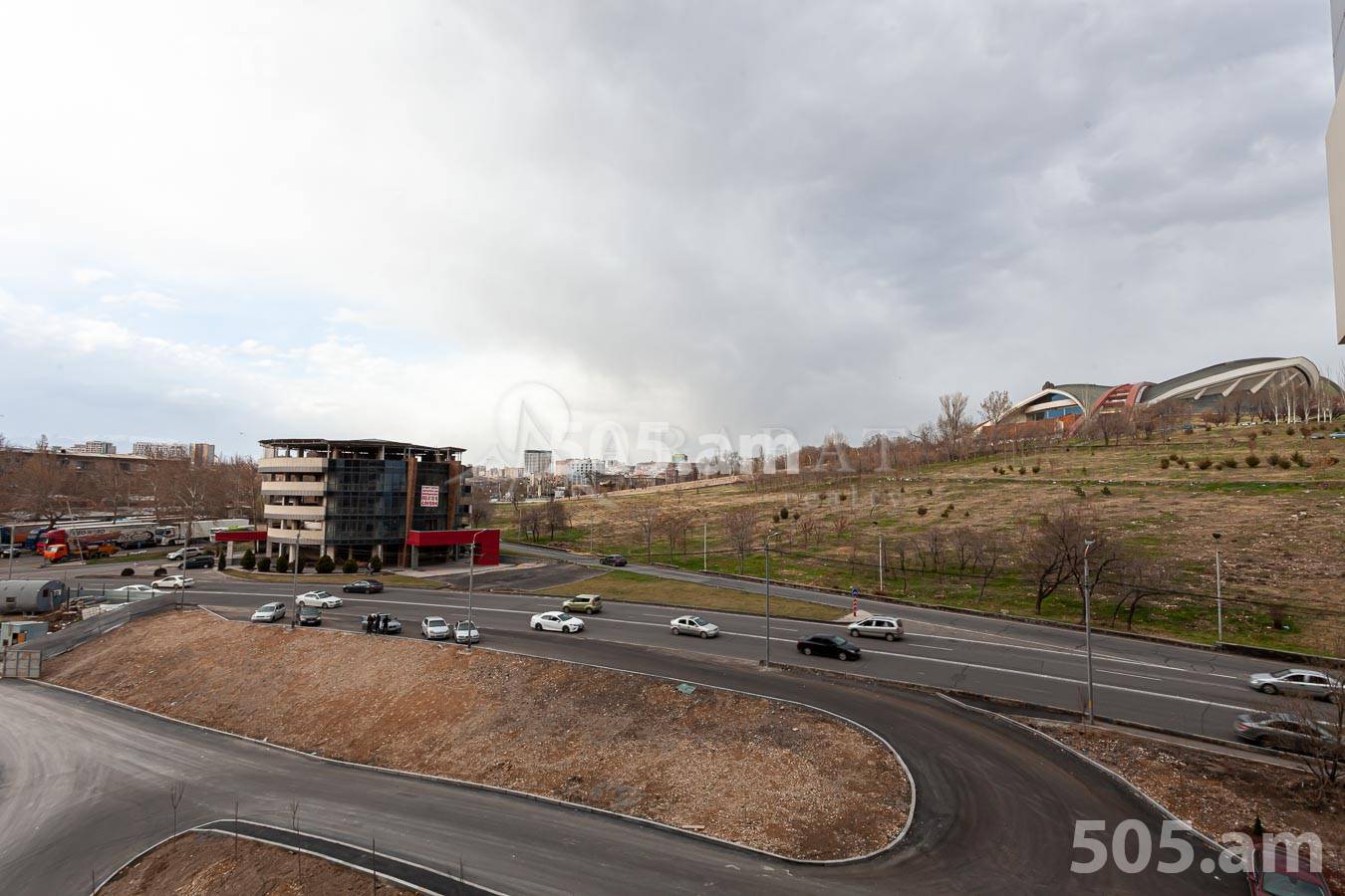 4 սենյականոց բնակարան  Մ․ Մելքոնյան փող, Կենտրոն Երևան, 155078