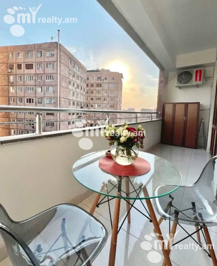 3 bedroom apartment for rent خیابان آدونس, عربگیر ایروان, 157122