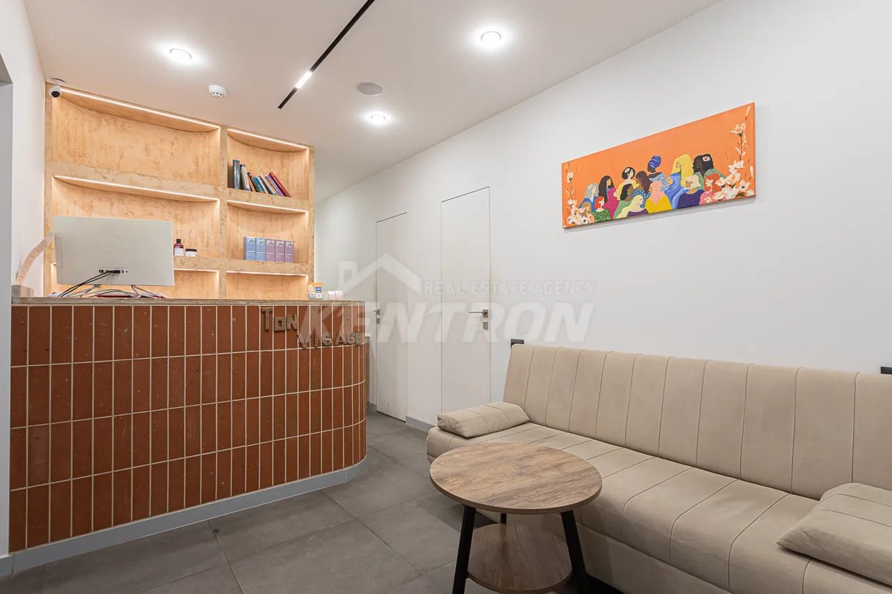 Commercial for sale خیابان لئو, مرکز شهر ایروان, 157703