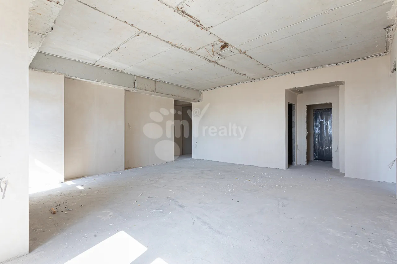 4 bedroom apartment for sale خیابان اِمینِسکی, کاناکِر – زیتون ایروان, 157245