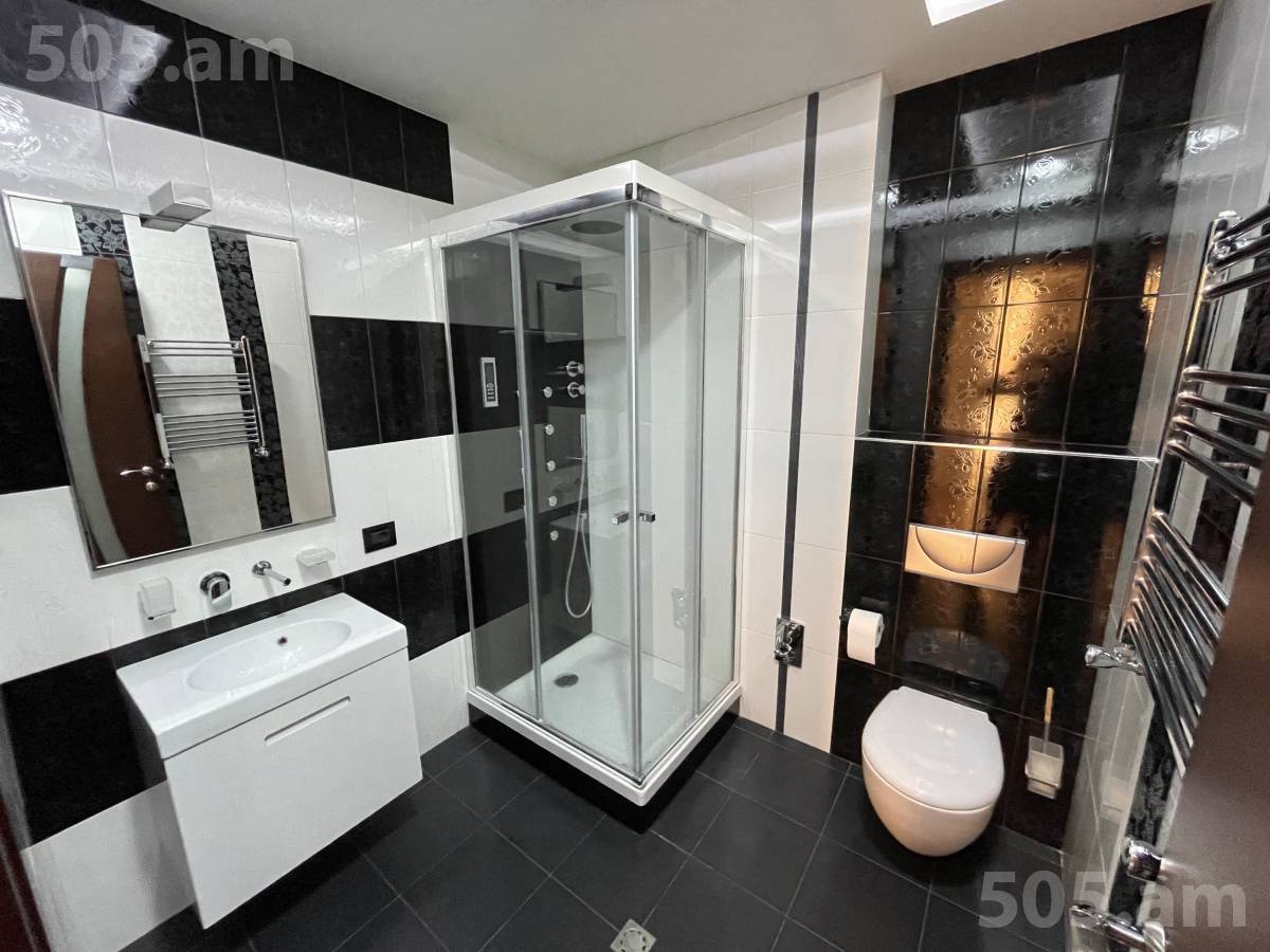 5 սենյականոց բնակարան  Ա. Ավետիսյան փող, Արաբկիր Երևան, 147006