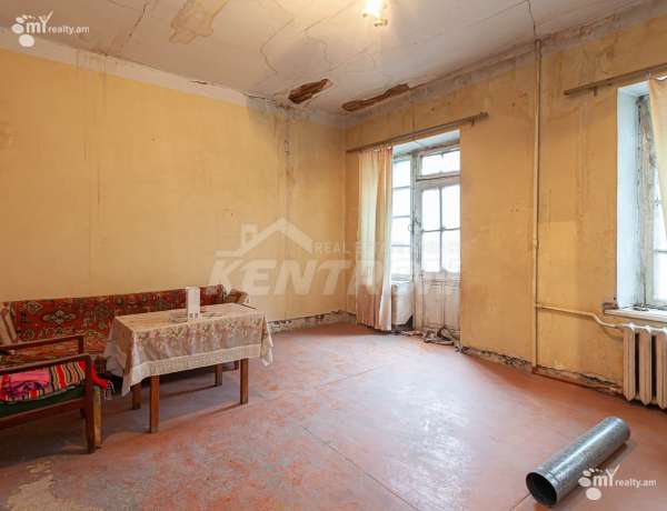 3-bedroom/apartment-for-sale/A.Petrosyan+St/Center/Yerevan
