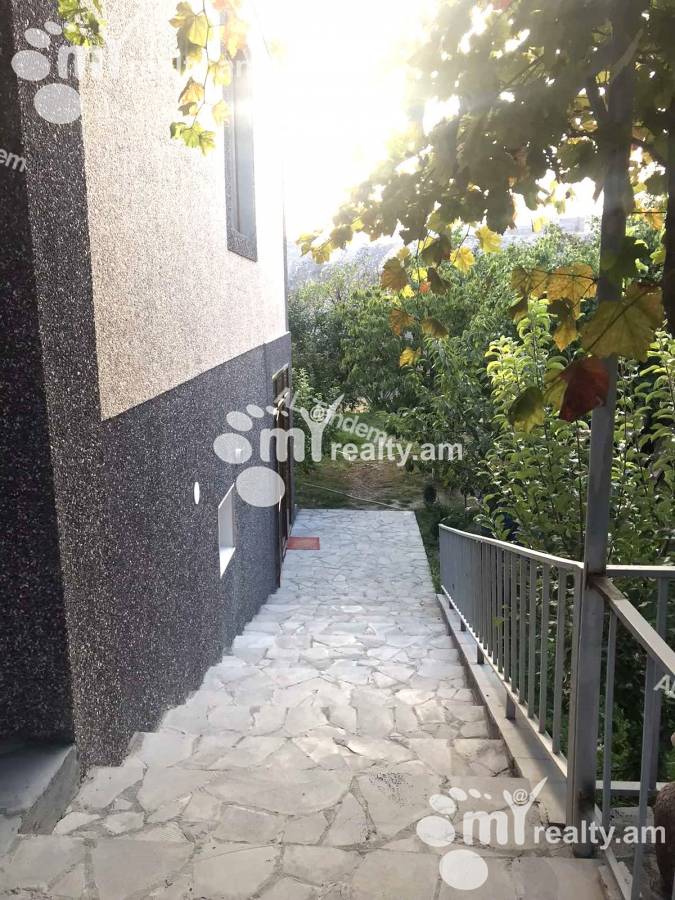 Առանձնատուն  Պտղնի, Պտղնի Կոտայք, 124070