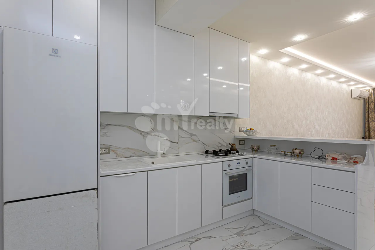 Купить 3 комнатную квартиру Лвовян ул, Нор-Норк Ереван, 160049