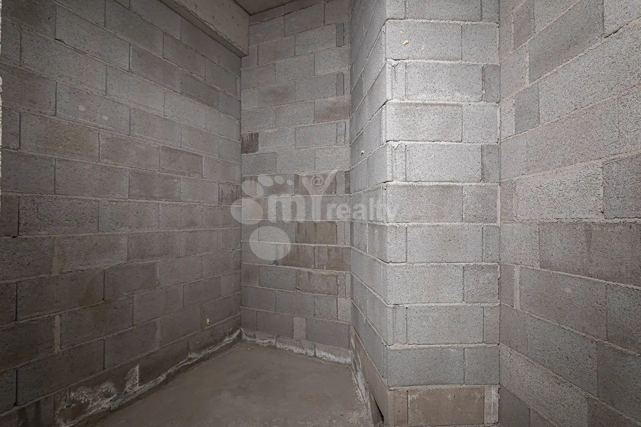 4 bedroom apartment for sale Antarayin St, Center Yerevan, 157679