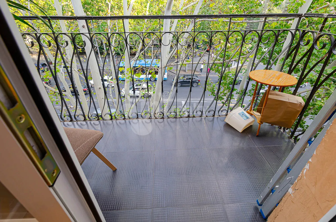 3 bedroom apartment for sale Mashtots Ave, Center Yerevan, 161635