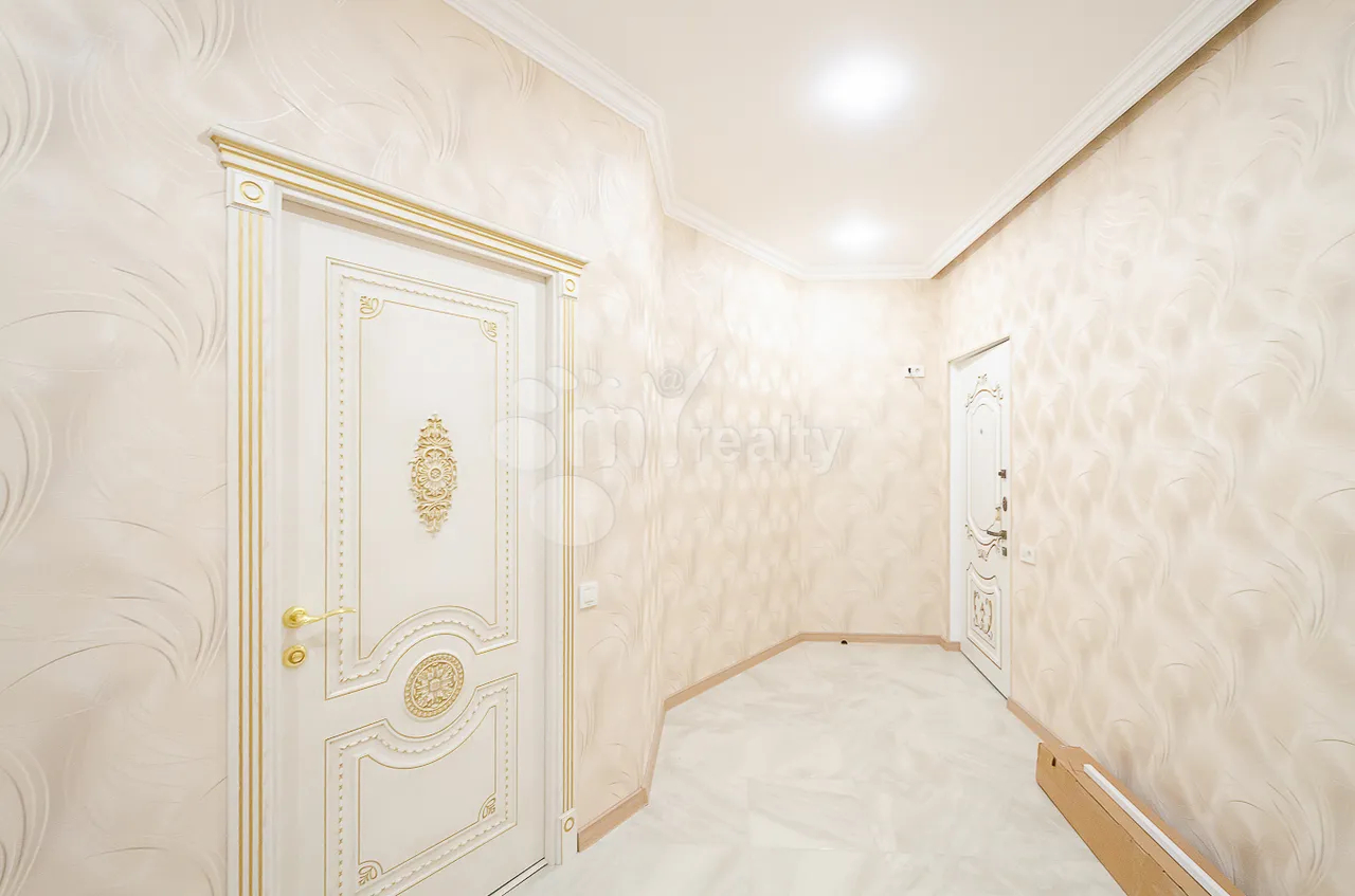 2 bedroom apartment for rent Teryan St, Center Yerevan, 160167