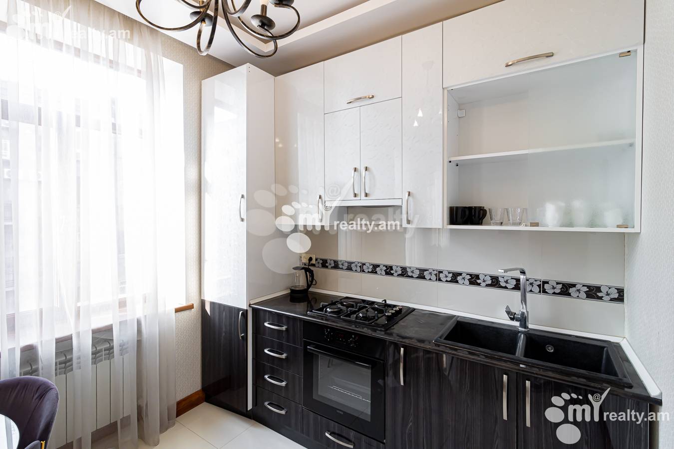 2 սենյականոց բնակարան  Պռոշյան փող, Կենտրոն Երևան, 153830