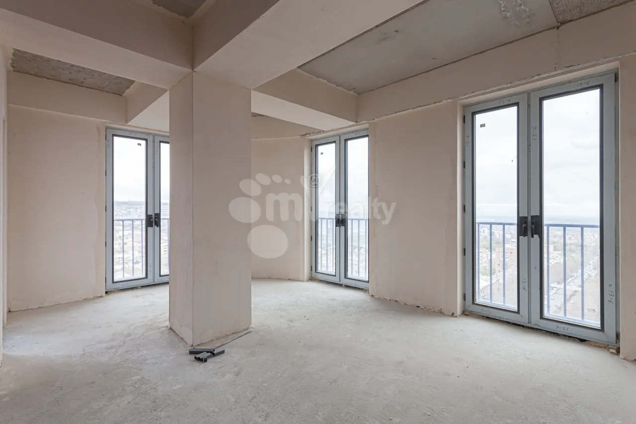 3 սենյականոց բնակարան  Ն. Զարյան փող, Արաբկիր Երևան, 160188