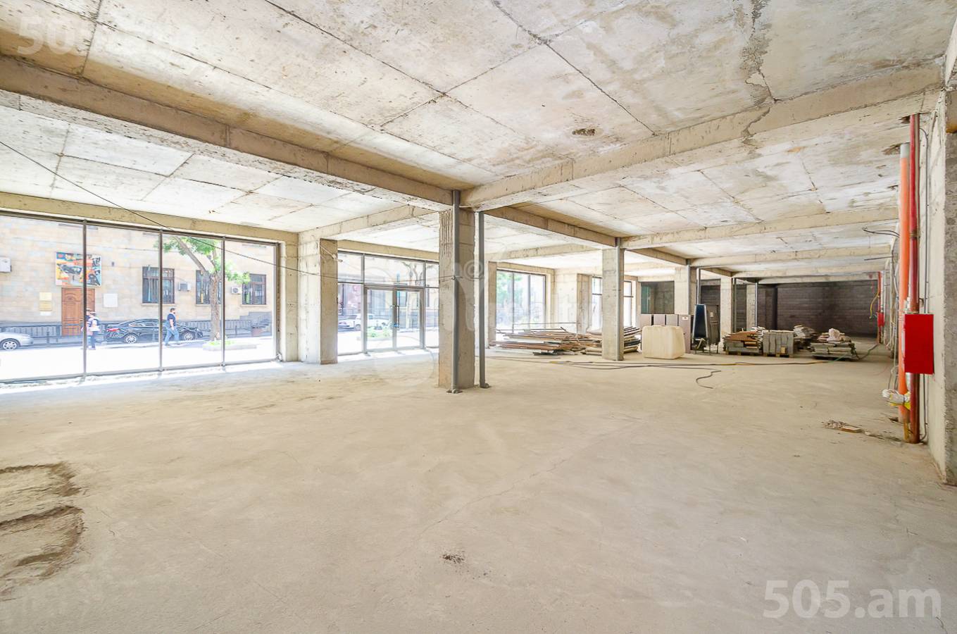Commercial for rent خیابان آرام, مرکز شهر ایروان, 150765