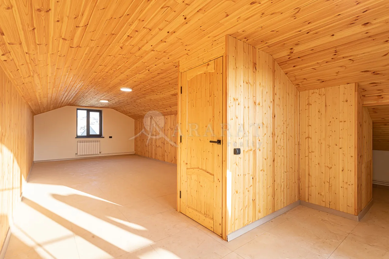 House for sale Paruyr Sevak dis., Avan Yerevan, 158078