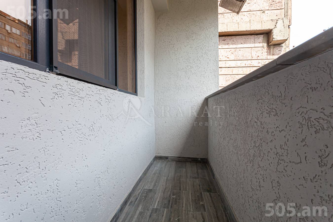 Купить 3 комнатную квартиру М.Хоренаци ул, Центр Ереван, 150833