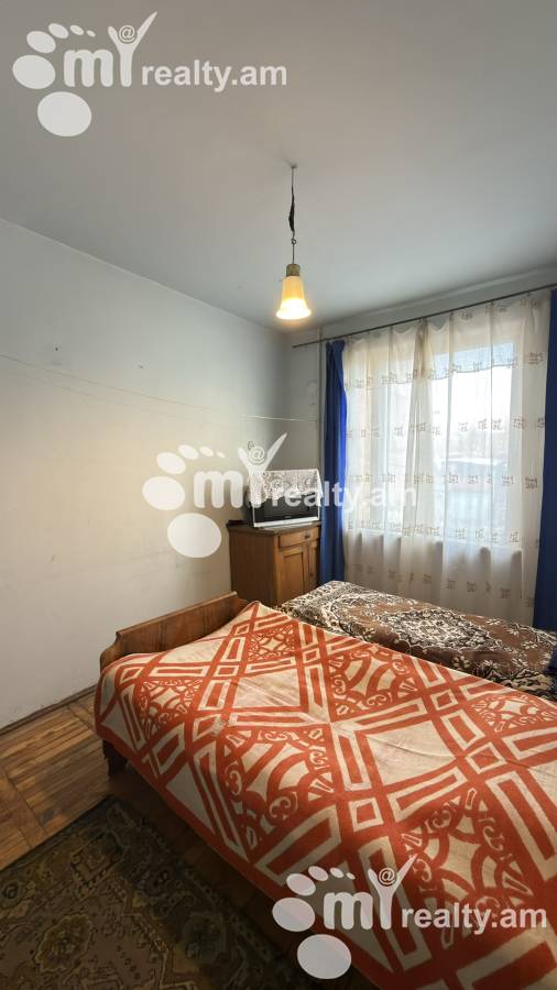4 bedroom apartment for sale Lepsius St, Kanaqer-Zeytun Yerevan, 158767