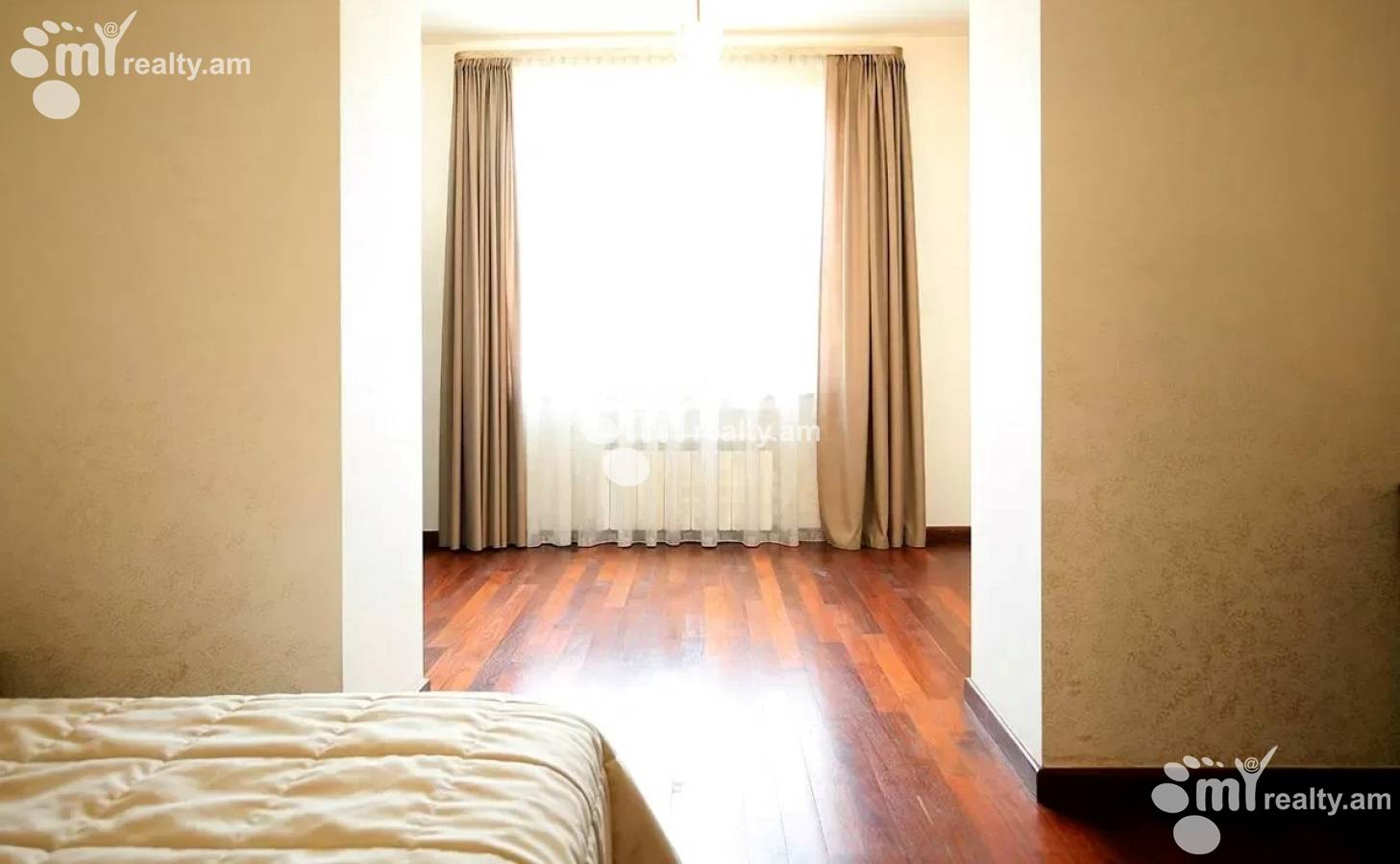 3 bedroom apartment for rent خیابان تامانیان, مرکز شهر ایروان, 158175